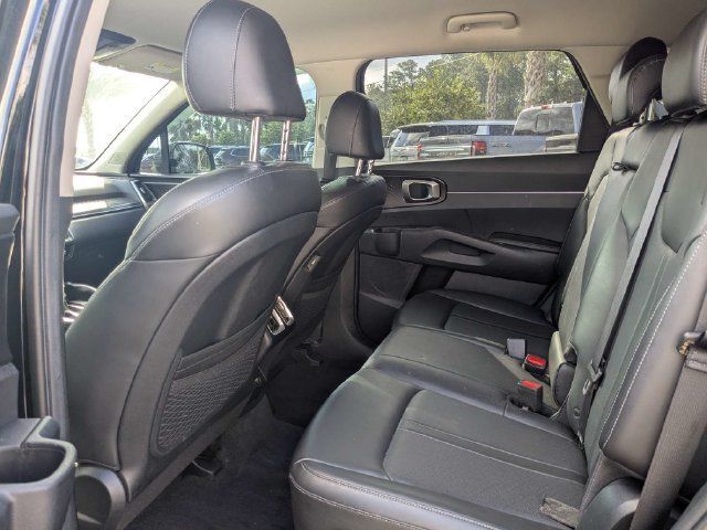 Used 2023 Kia Sorento S FWD image 13