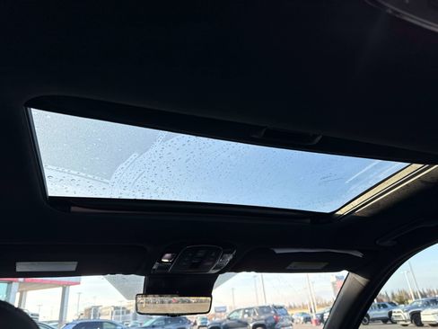 Used 2025 Hyundai Palisade Calligraphy image 16