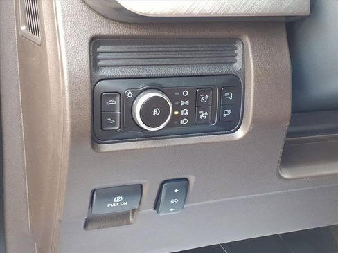 Used 2025 Ford F350 King Ranch image 19