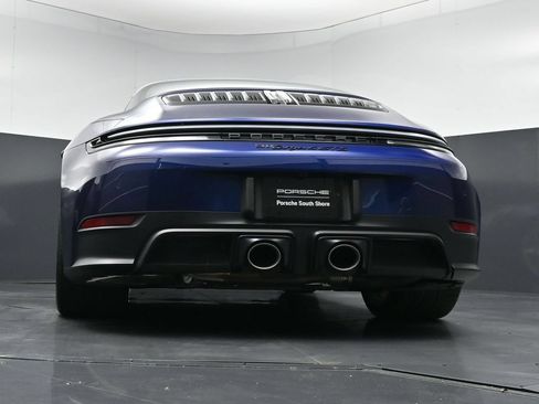 Certified 2025 Porsche 911 Targa 4 GTS AWD/4WD image 26