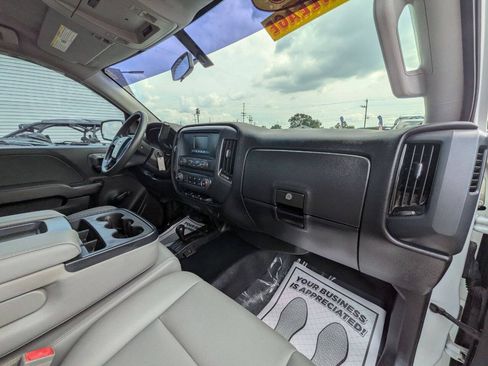 Used 2016 Chevrolet Silverado 1500 W/T w/ Chrome Bumper Package AWD/4WD image 22