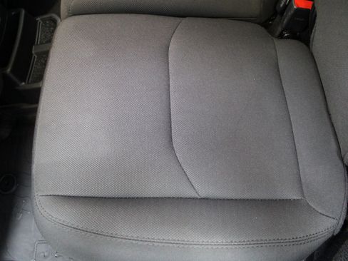 Used 2023 Jeep Wrangler Unlimited image 17