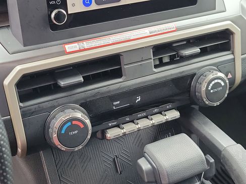 Used 2025 Toyota Tacoma SR5 image 23