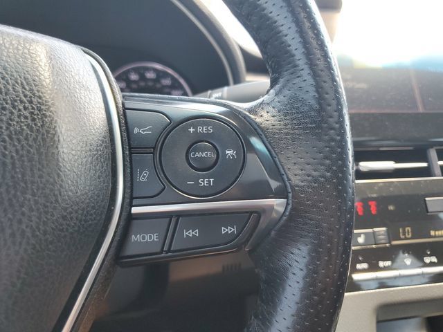 Used 2019 Toyota Avalon XSE w/ All Weather Liner Package FWD image 13