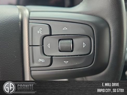 Used 2024 GMC Yukon XL Denali AWD/4WD image 33