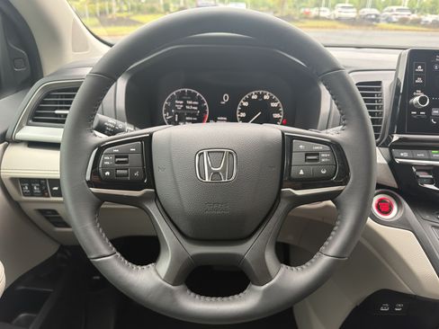 Certified 2026 Honda Odyssey EX-L image 20