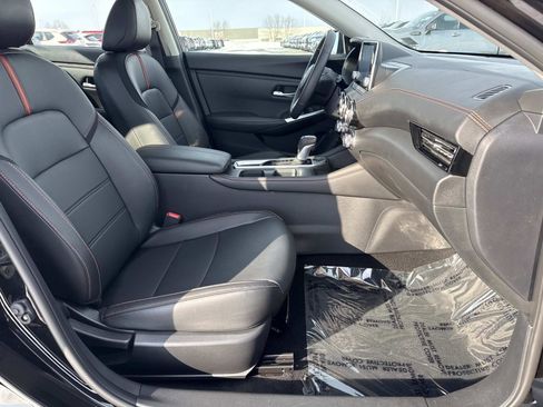 Used 2023 Nissan Sentra SR w/ SR Premium Package image 19