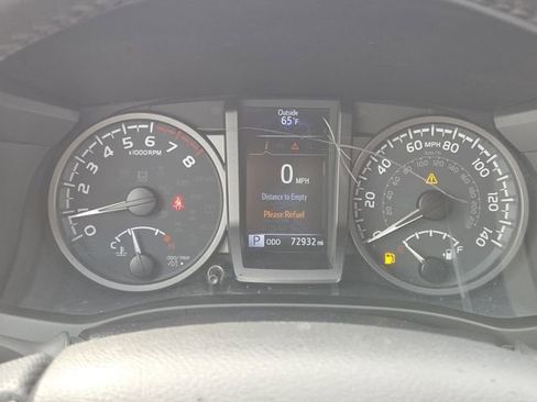 Used 2022 Toyota Tacoma TRD Sport w/ Technology Package RWD image 31
