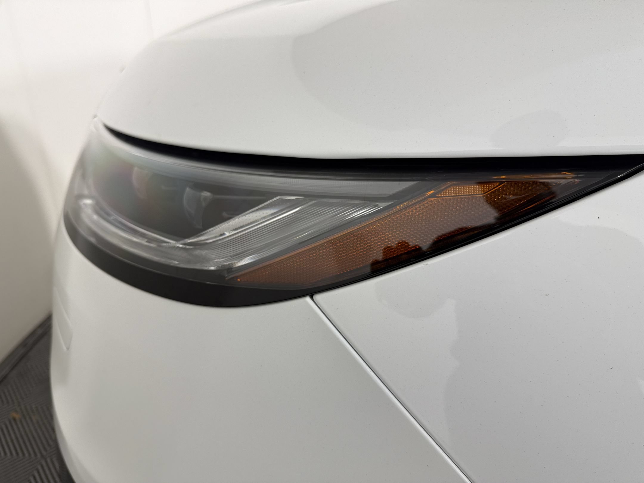 New 2027 Land Rover Range Rover Sport SE AWD/4WD image 11