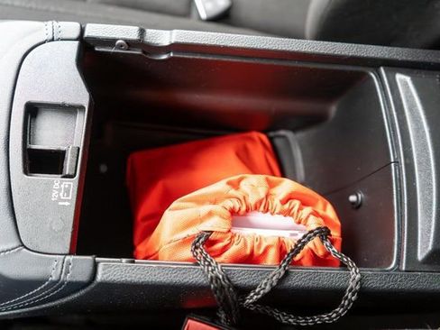 Used 2023 Dodge Durango SXT w/ SXT Blacktop Group image 35