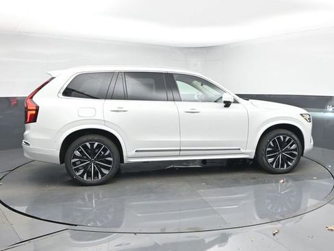 New 2026 Volvo XC90 B6 Ultra w/ Protection Package AWD/4WD image 8
