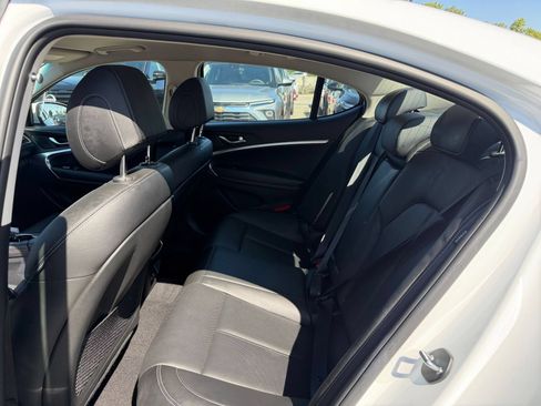 Used 2026 Genesis G70 2.5T RWD image 28