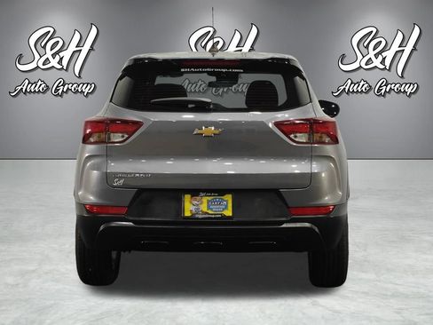 Used 2021 Chevrolet TrailBlazer LS FWD image 16