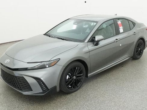New 2026 Toyota Camry SE FWD image 1
