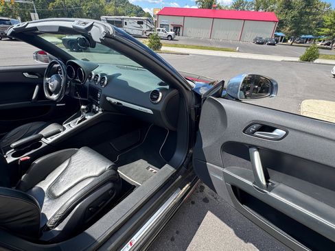 Used 2015 Audi TTS 2.0T Roadster image 15