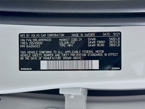 Used 2022 Volvo XC60 B5 Inscription w/ Advanced Package AWD/4WD image 35