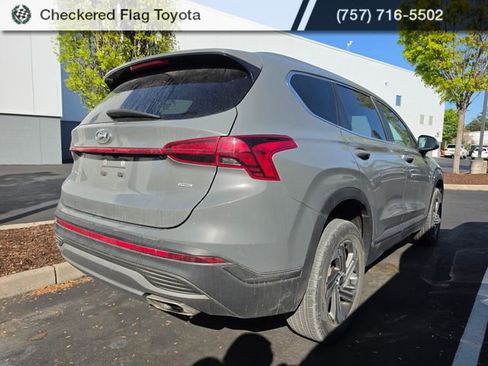 Used 2023 Hyundai Santa Fe SE image 6