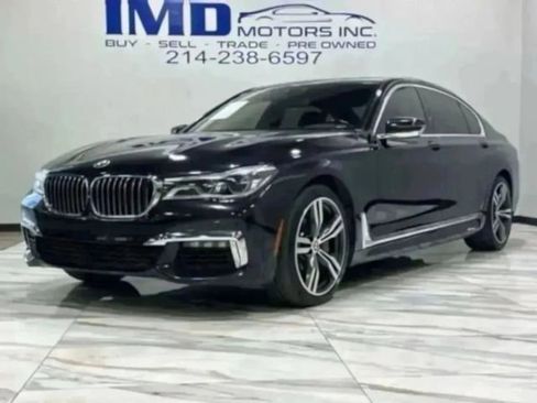 Used 2017 BMW 750i xDrive 750i xDrive image 33