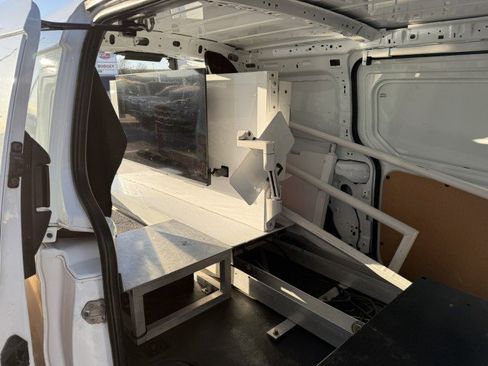 Used 2018 Ford Transit Connect XL image 14