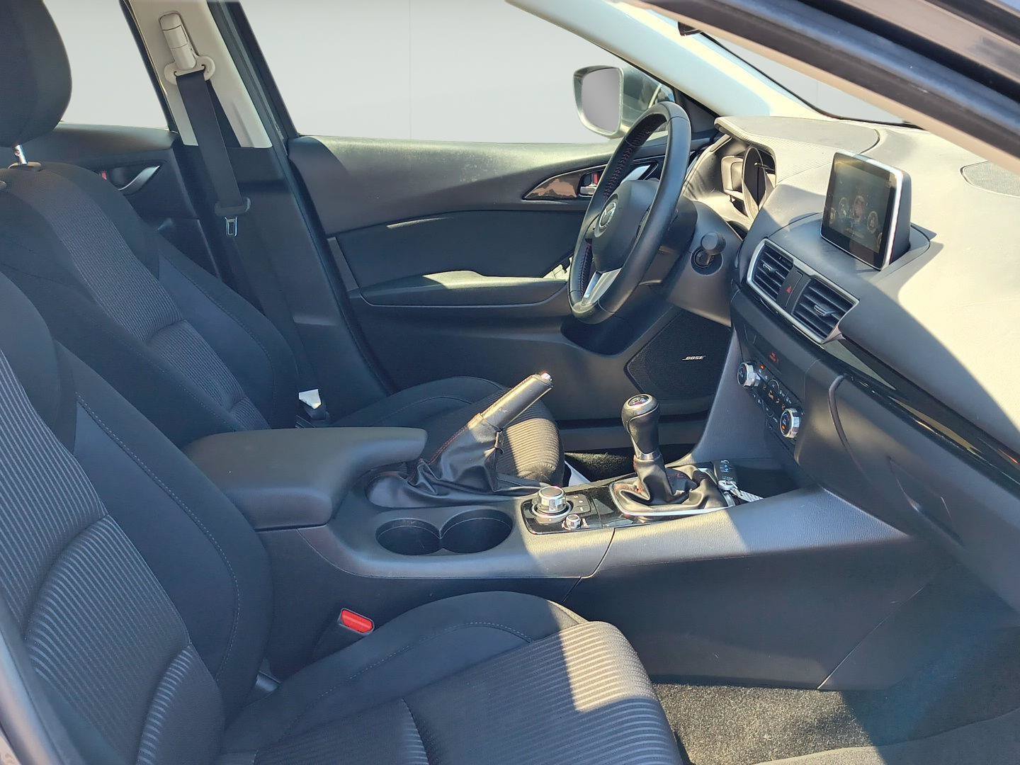 Used 2016 MAZDA MAZDA3 i Touring w/ Popular Equipment Package FWD image 16