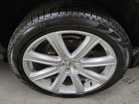 Used 2018 Volvo XC90 T6 Inscription w/ Convenience Package image 12