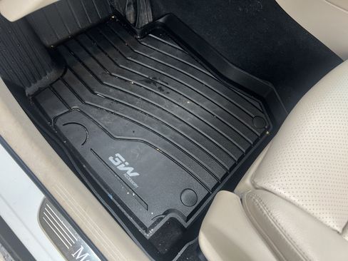 Certified 2022 Mercedes-Benz GLC 300 image 17