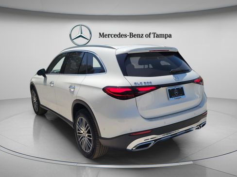 Certified 2026 Mercedes-Benz GLC 300 image 2