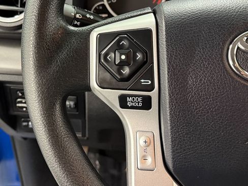 Used 2016 Toyota Tundra SR5 AWD/4WD image 16