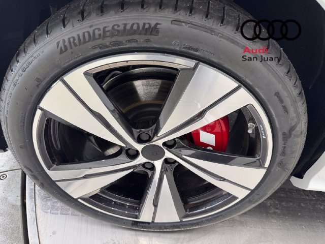 New 2026 Audi SQ5 Premium Plus AWD/4WD image 6