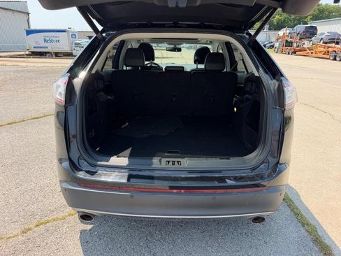 Used 2016 Ford Edge SEL w/ Equipment Group 201A FWD image 5
