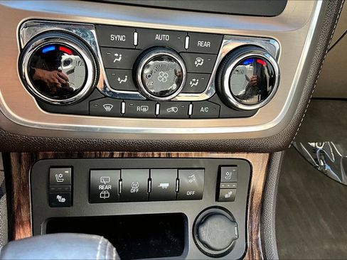 Used 2014 GMC Acadia Denali AWD/4WD image 15