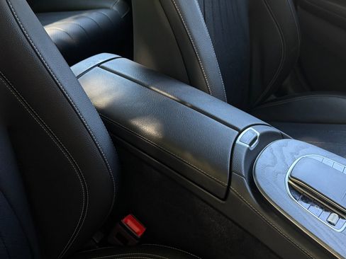 Used 2021 Mercedes-Benz E 350 4MATIC Sedan w/ Premium Package image 25