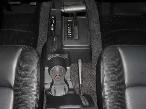 Used 2005 Jeep Wrangler Unlimited AWD/4WD image 20