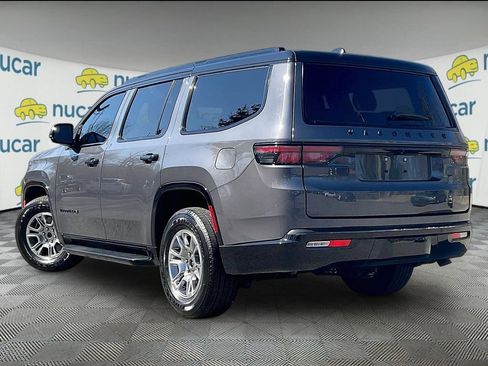 Used 2024 Jeep Wagoneer 4WD image 4