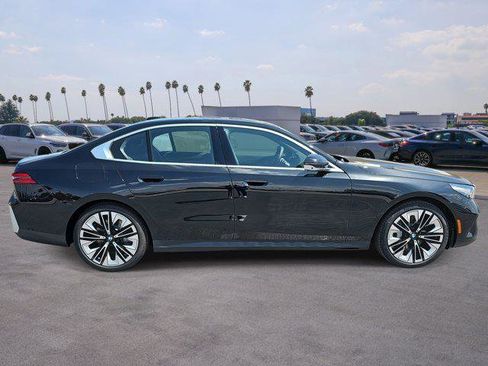 New 2026 BMW 540i xDrive image 4