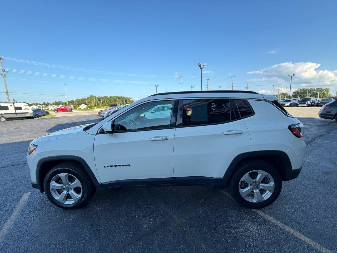 Used 2018 Jeep Compass Latitude w/ Popular Equipment Group AWD/4WD image 6
