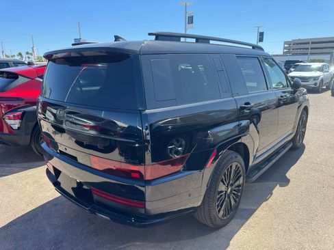 Used 2025 Hyundai Santa Fe Calligraphy image 8