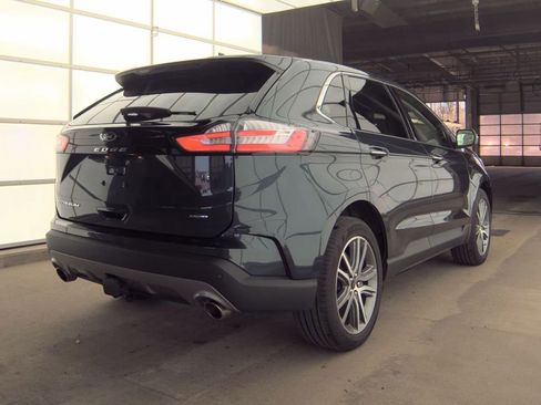 Used 2024 Ford Edge Titanium w/ Equipment Group 301A AWD/4WD image 4