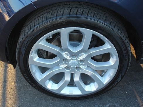 Used 2015 Land Rover Range Rover HSE image 31