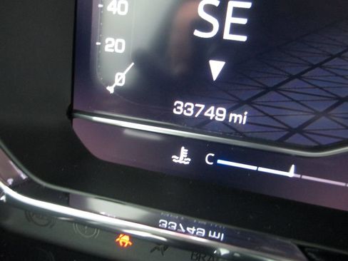 Used 2022 GMC Sierra 1500 Elevation image 31