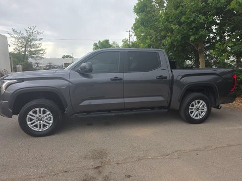 Used 2025 Toyota Tundra SR5 AWD/4WD image 3