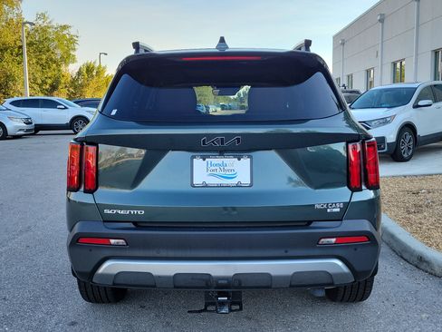 Used 2023 Kia Sorento SX Prestige image 5