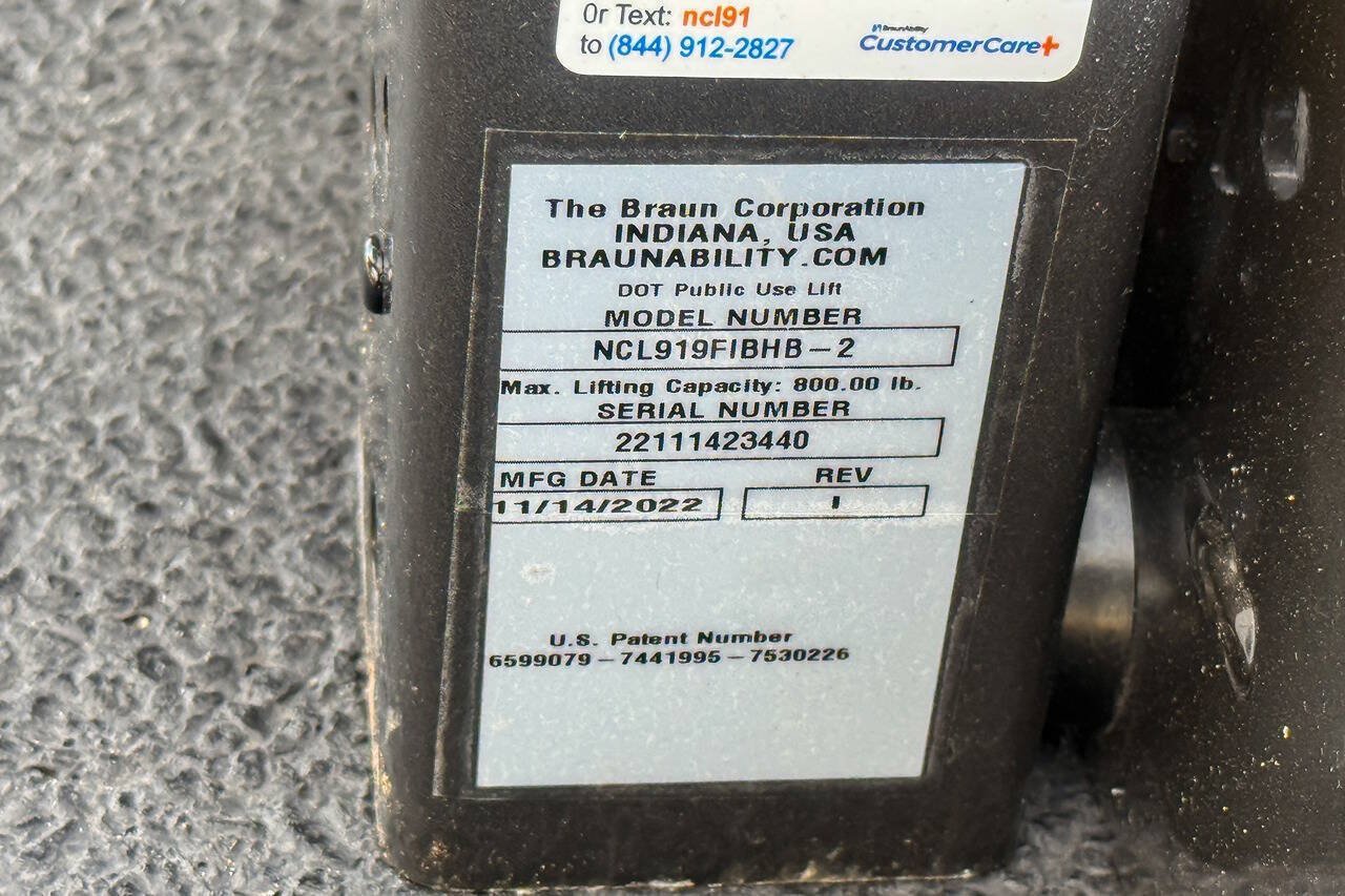 Used 2023 Ford E-Transit Medium Roof RWD image 9