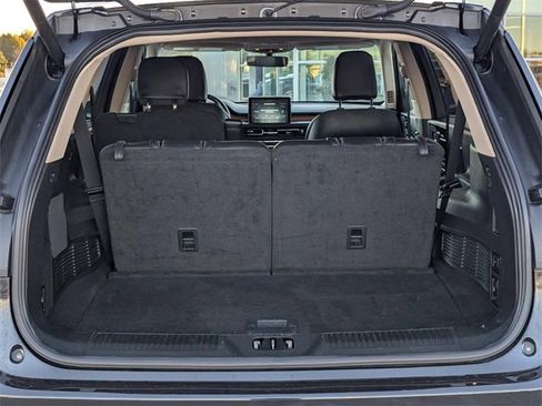 Used 2024 Lincoln Aviator Reserve image 8