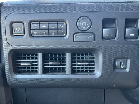 Used 2023 Chevrolet Brightdrop 600 w/ Active Safety Package 2 AWD/4WD image 28