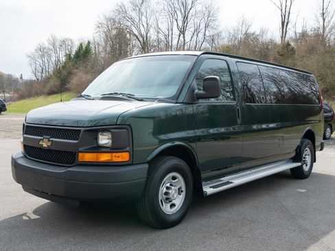 Used 2014 Chevrolet Express 3500 LS RWD image 7
