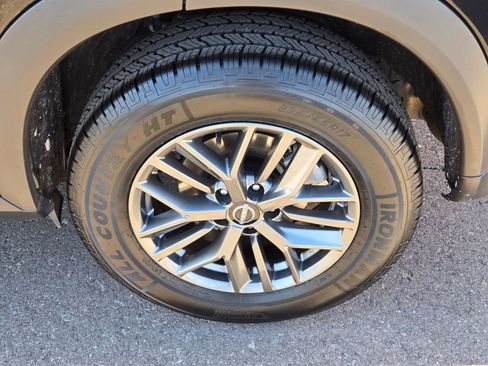 Certified 2024 Nissan Rogue S image 10