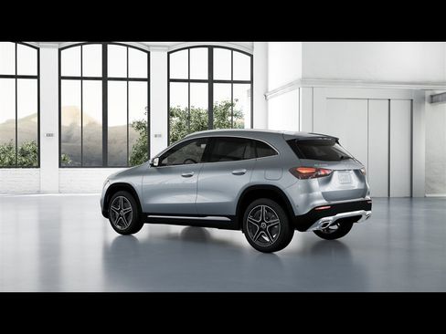 Certified 2026 Mercedes-Benz GLA 250 4MATIC image 25