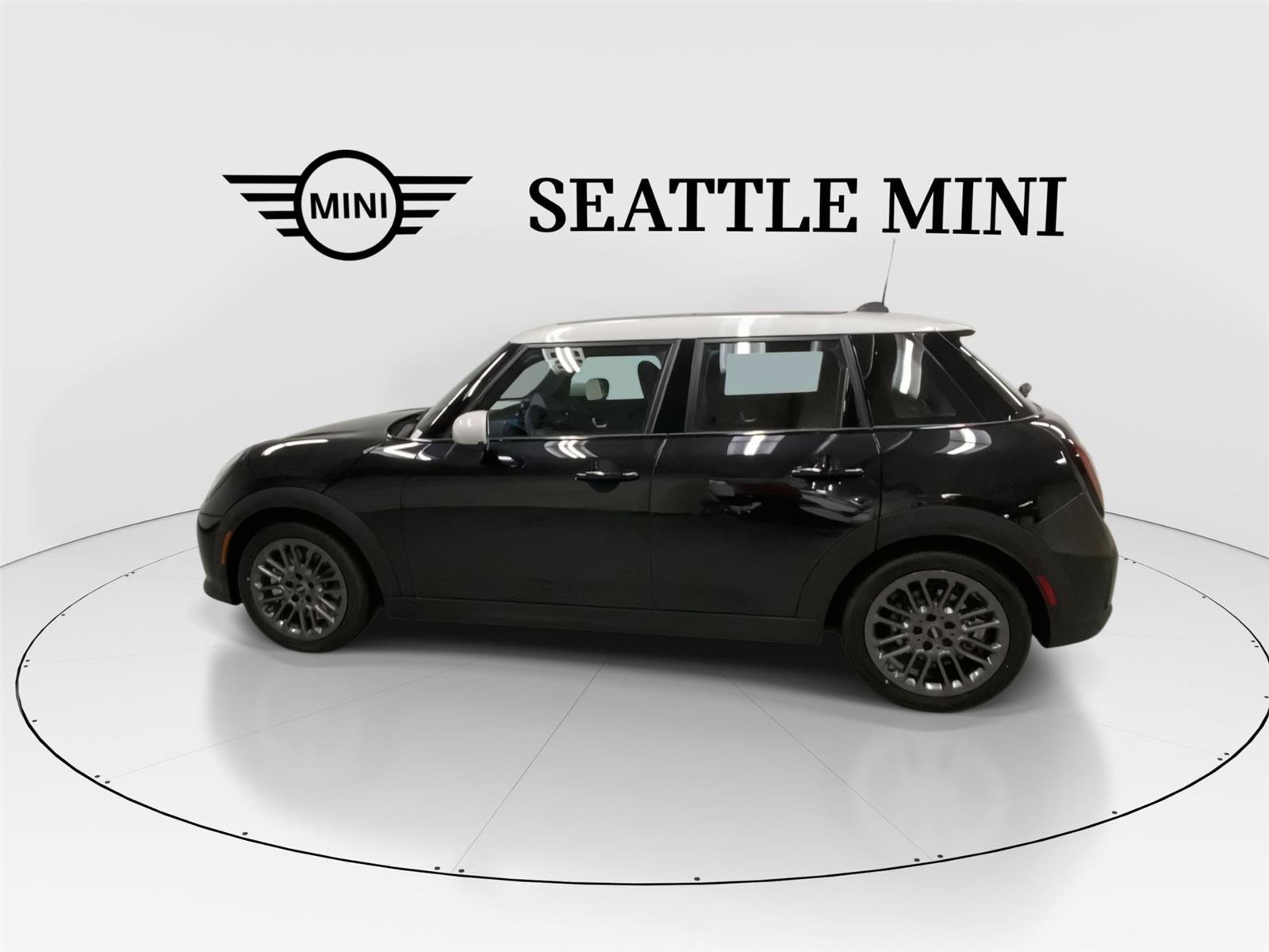 New 2026 MINI Cooper 4-Door Hardtop FWD image 7