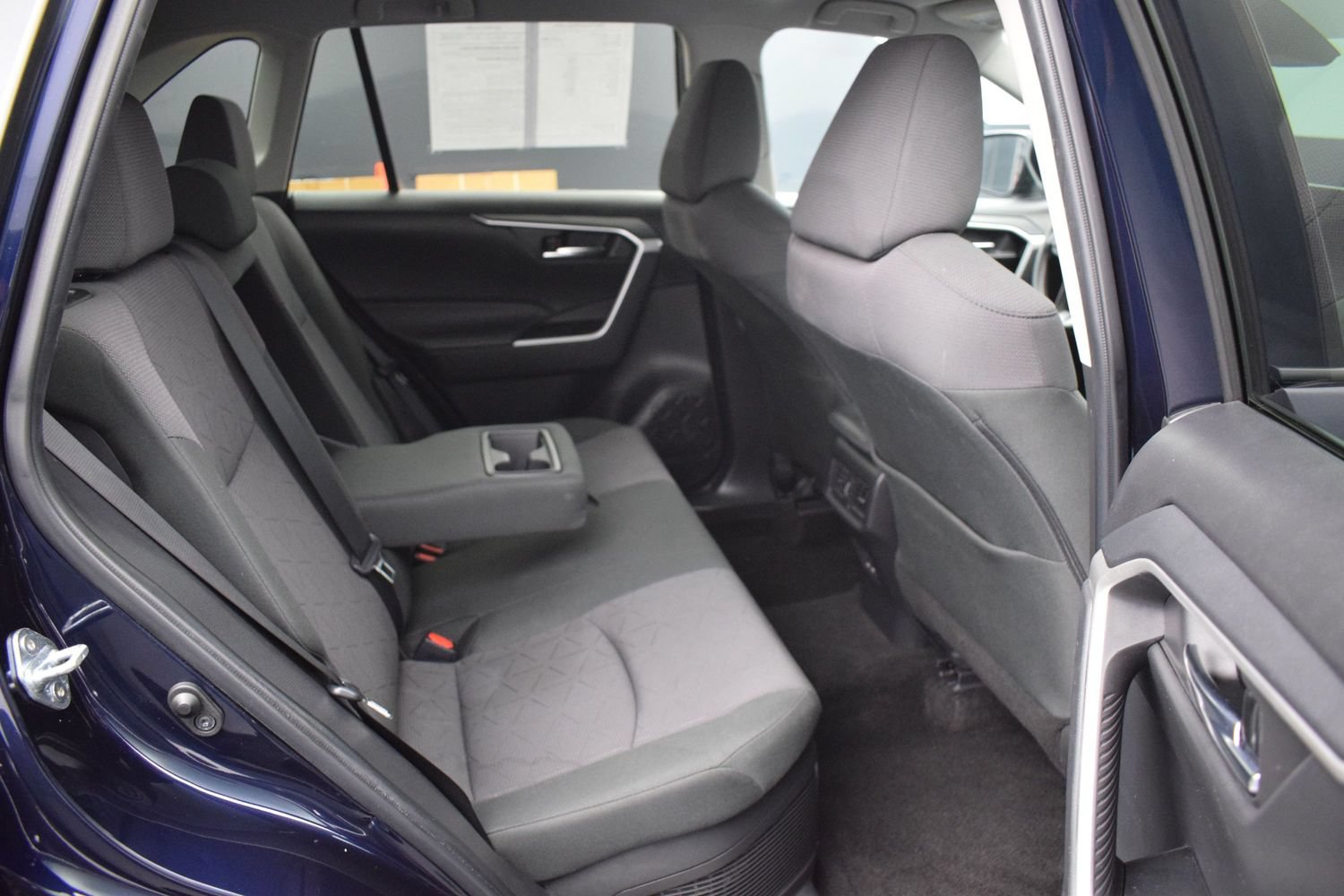 Used 2024 Toyota RAV4 XLE AWD/4WD image 11